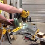 Dewalt faltsopriono DWS780 2