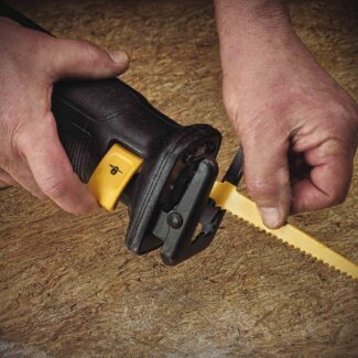 Dewalt segatsa mpatarias 54v dcs388NT 2