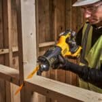 Dewalt SEGATSA MPATARIAS 18V DCS382NT 2