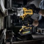 Dewalt mpoulonoklido mpatarias 18V DCF964NT 3
